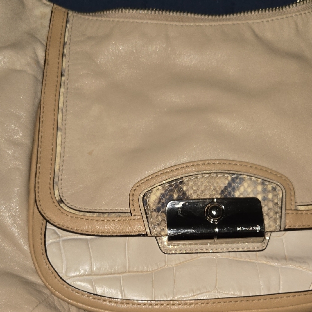 Coach Kristin Hobo Tan Leather Bag - Picture 4 of 13